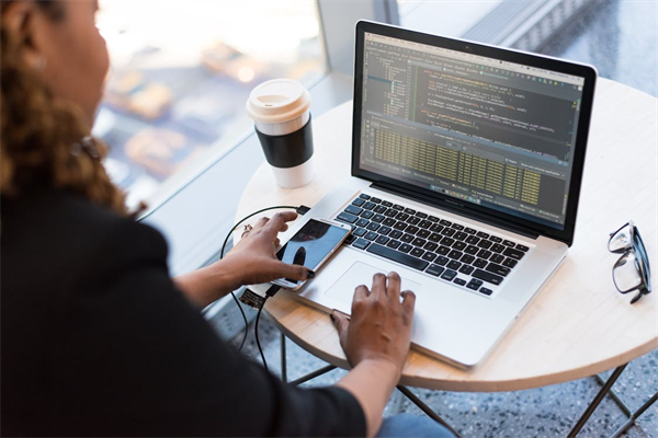 Reasons to Invest in Reliable General IT Support and Maintenance for Your Dental  Practice